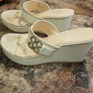 Gentlely used coach shoes 8.5